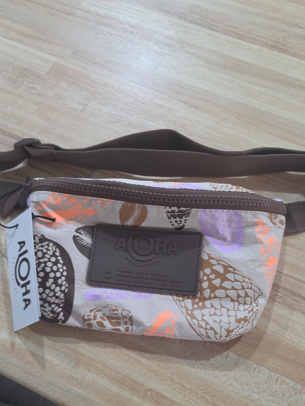 Aloha Collection Shell Hip Pack